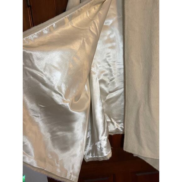 STUNNING PERUVIAN ALPACA AND WOOL hand Finished Cape O/S - Picture 4 of 9